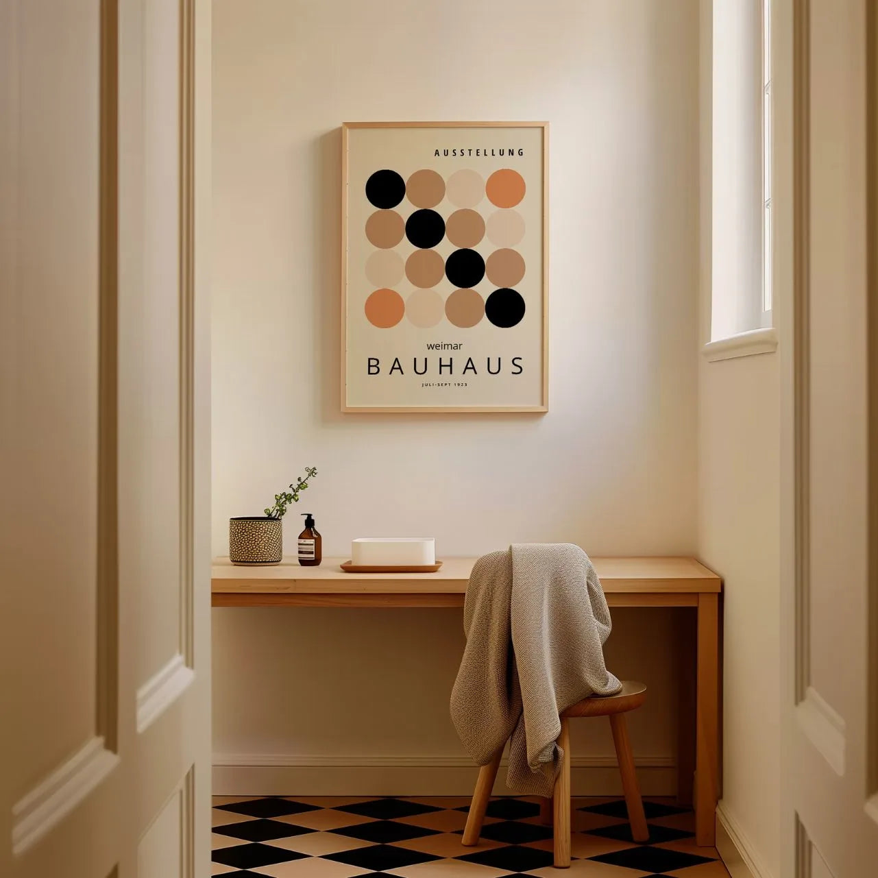 Bauhaus Beige Équilibre Affiche