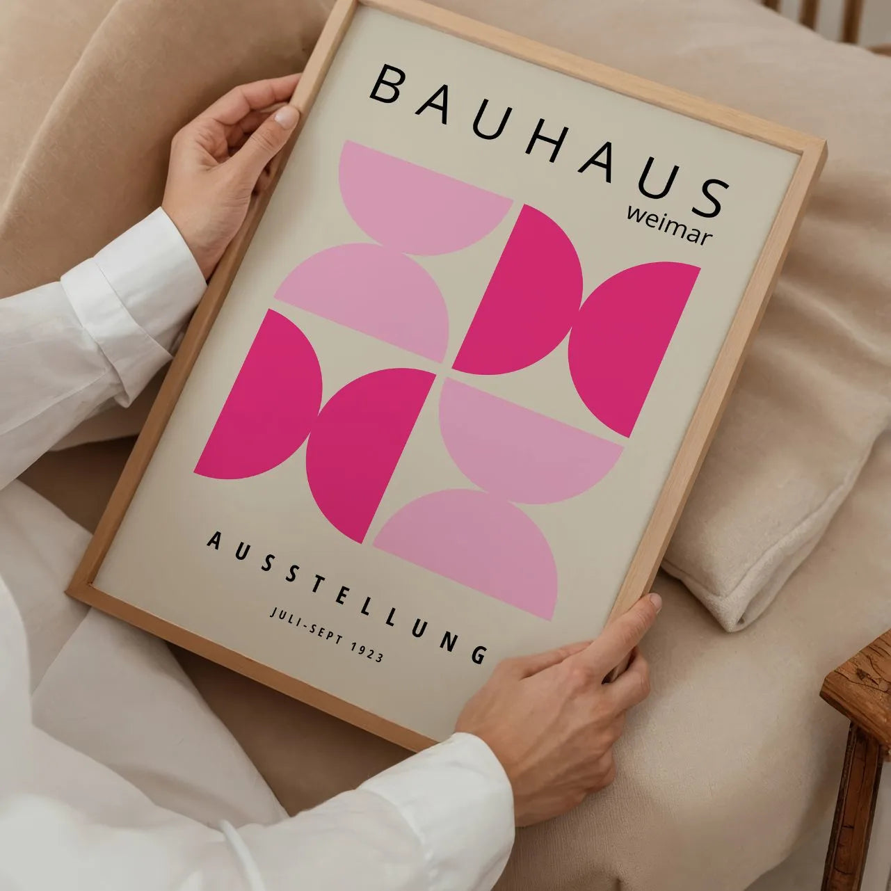 Bauhaus Rose Énergie Affiche