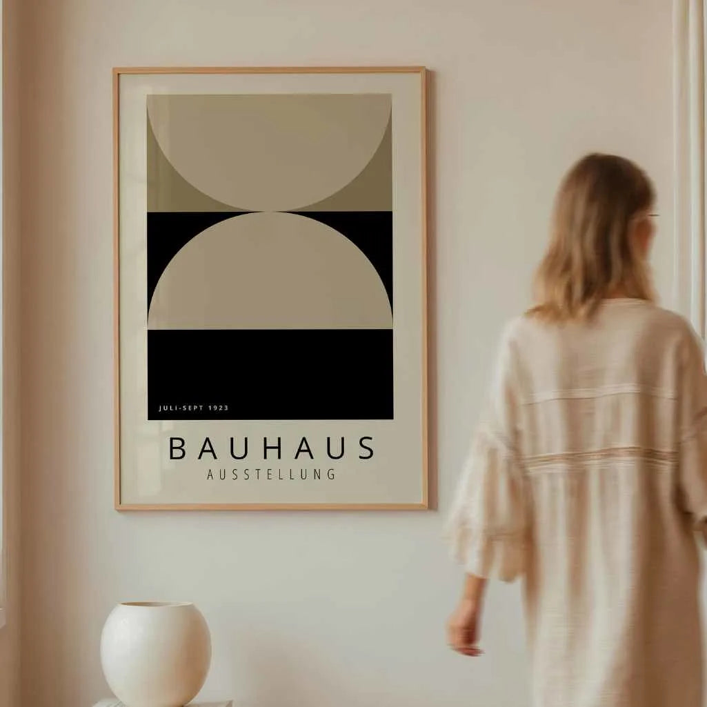 Bauhaus Beige Équilibre Affiche
